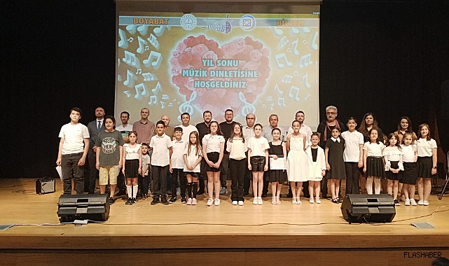 MİNİK ÖĞRENCİLERİNDEN MUHTEŞEM KONSER!