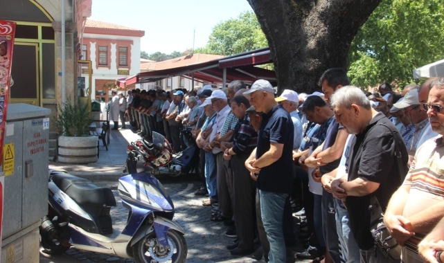 Boğularak hayatını kaybeden genç son yolculuğuna uğurlandı