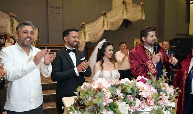 Boltaç ilk nikahını kıydı