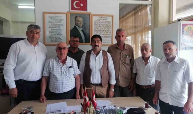 Bozüyük'te muhtarlar yeni başkanını seçti