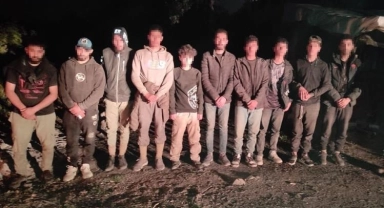 Bulgaristan'a kaçmaya çalışan 10 düzensiz göçmen yakalandı