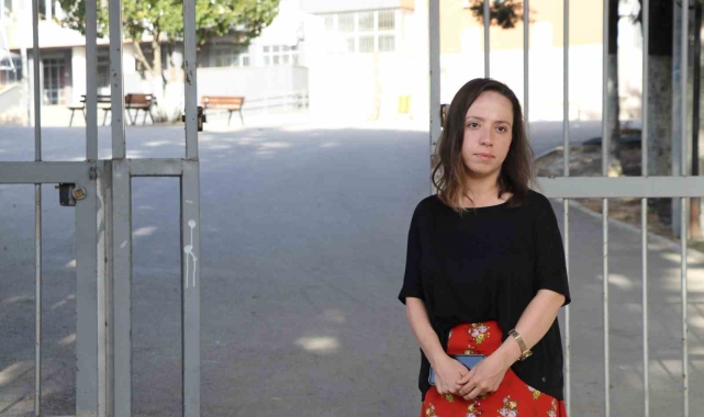 Burdur'da TYT Sınavı'nın yapıldığı bir sınıfta 'yanlış saat nedeniyle yarım saat erken çıkarıldık' iddiası