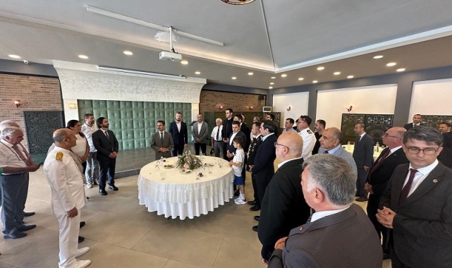 Çanakkale'de protokol bayramlaştı