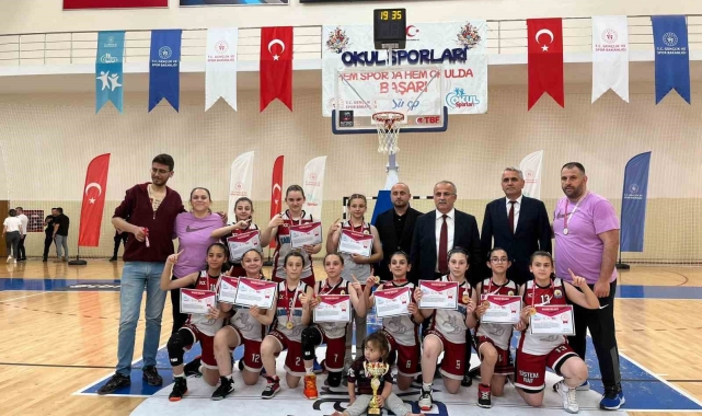 Canik, basketbolda Türkiye şampiyonu oldu