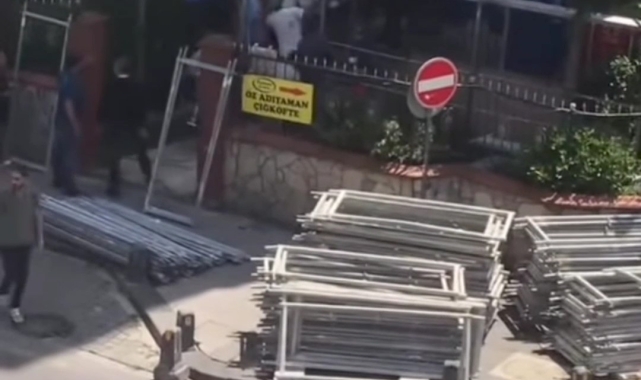 Çekmeköy'de inşaat işçilerinin tekel bayisine saldırı anı kamerada