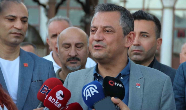 CHP Genel Başkanı Özel: "Cumhur İttifakı'nın ortakları bizim üzerimizden iletişim kuruyor. Bizim üzerimizden konuşmasınlar, birbirleriyle konuşsunlar"