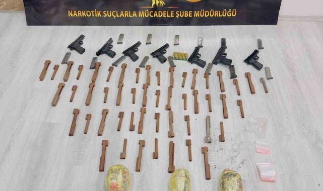 Cizre'de uyuşturucu tacirlerine operasyon: 2 gözaltı
