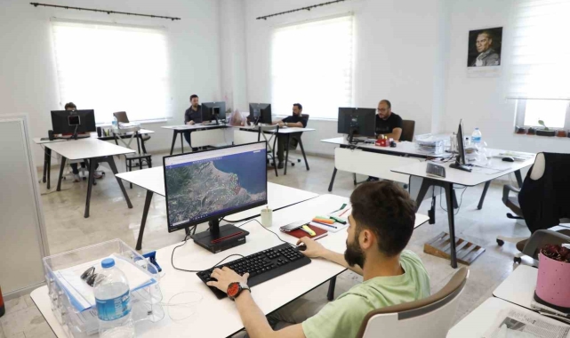 Coğrafi ve Kent Bilgi Sistemi ile İlkadım kontrol altında
