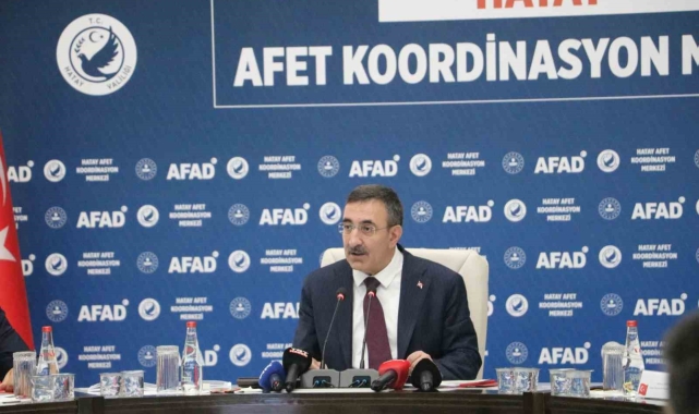 Cumhurbaşkanı Yardımcısı Yılmaz: "2025 yılının sonlarına doğru bütün hak sahiplerinin konut ve iş yerleri teslim edilmiş olacak"