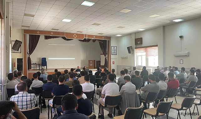 DİN GÖREVLİLERİ TOPLANTISINDA İKİ BAŞLIKLI GÜNDEM!