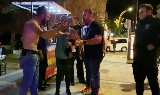 Direnip biber gazı yedi, "Kaybol ya" diye bağırdığı polis memurunu azarlayıp kovdu