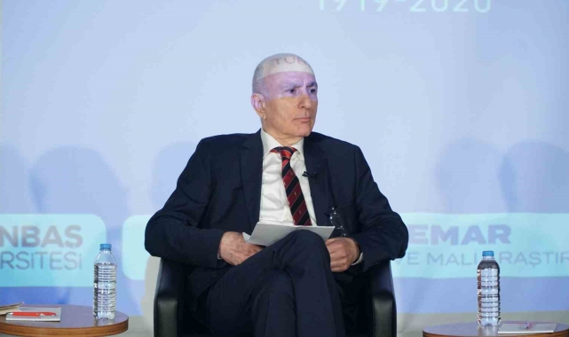 Dr. Mahfi Eğilmez: "Türkiye büyük bir potansiyele sahip. Bilimden kopmadan kendi şartlarımıza uygun bir maliye politikası belirlemek mümkün."