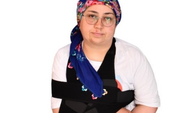 Düğünde &#039;yorgun mermi&#039; isabet eden kadın yaralandı
