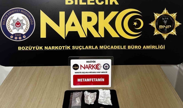 Durdurulan şüpheli araçta uyuşturucu madde çıktı