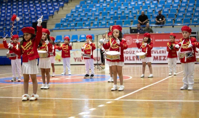 Efeler Belediyesi Gündüz Bakımevleri'nde yıl sonu ve mezuniyet coşkusu
