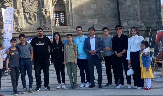 El emeklerini sergilediler