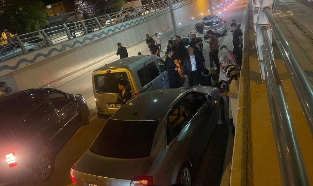 Elazığ'da düğün konvoyunda kaza: 3 yaralı