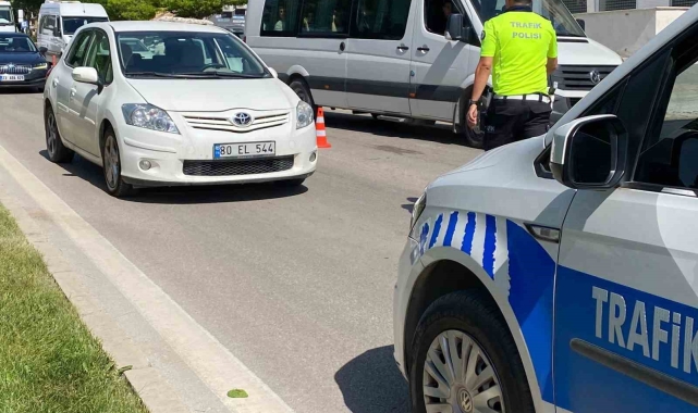 Elazığ'da otomobilin çarptığı yaya yaralandı