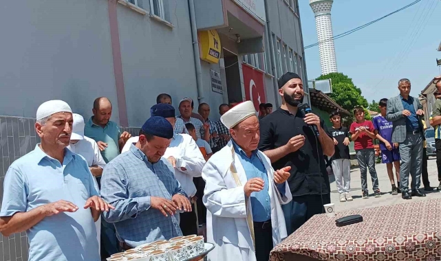 Emet'te köylüler yağmur duasına çıktı