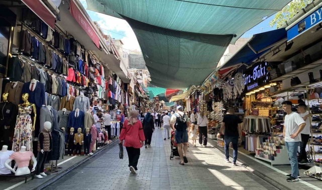 Eminönü - Mahmutpaşa'da Kurban Bayramı hareketliliği