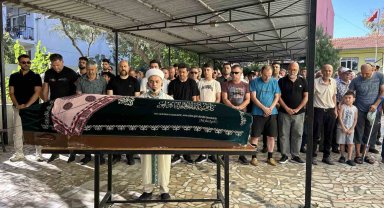 Eski sevgilisi tarafından vahşice katledilen 15 yaşındaki Hacer son yolculuğuna uğurlandı