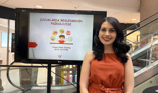 Espark AVM'de çocuklar eğleniyor, ebeveynleri öğreniyor