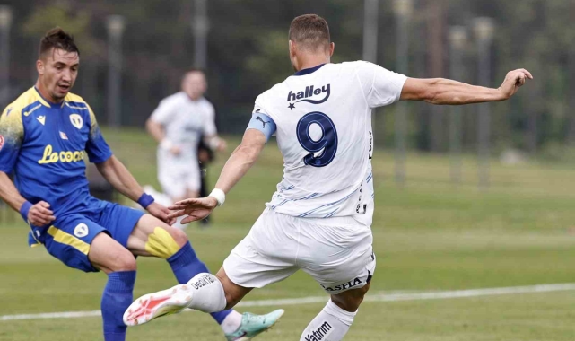 Fenerbahçe, hazırlık maçında Petrolul Ploiesti'yi 2-1 mağlup etti