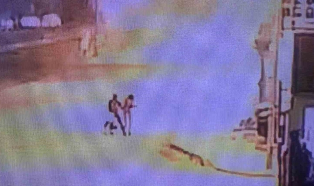 Gaziantep'te iş yerine kalaşnikoflu saldırı kamerada