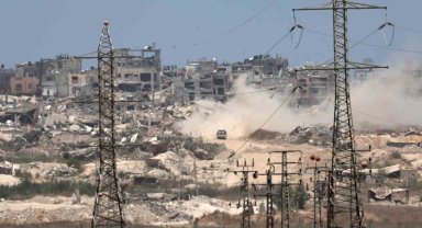 Gazze'de can kaybı 37 bin 877'ye yükseldi