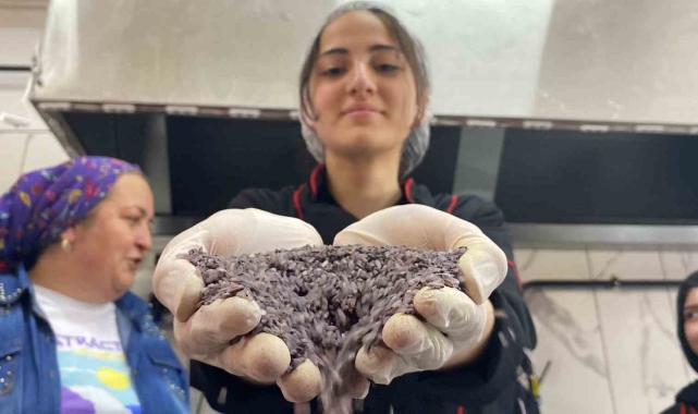 Geleceğin aşçıları siyah pirinç pilavını öğrendi
