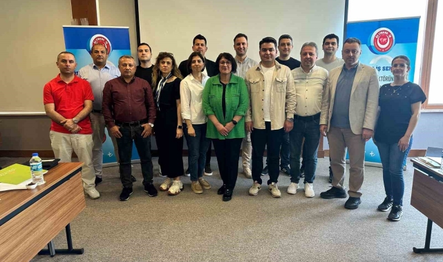Giresun'da banka çalışanlarına "Stres ile başa çıkma ve öfke kontrolü" eğitimi verildi