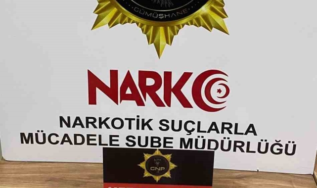 Gümüşhane'de bağırsaklarında uyuşturucu kaçırmaya çalışırken yakalanan şahıs tutuklandı