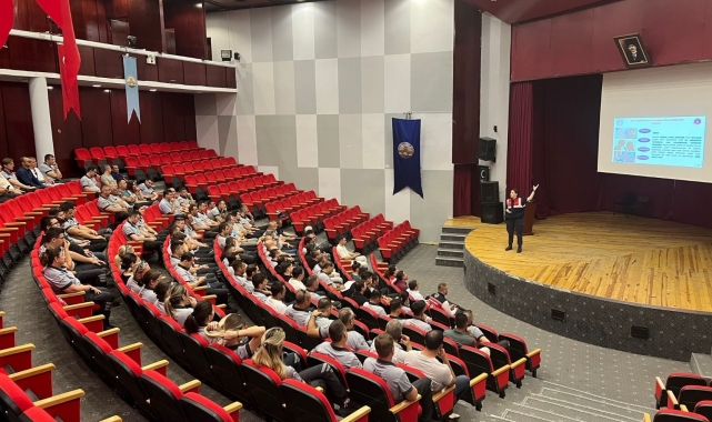 Güvenlik personeline KADES uygulaması anlatıldı