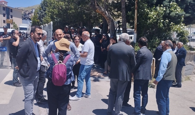 Hakkari Belediye Başkanı Akış'ın duruşması başladı