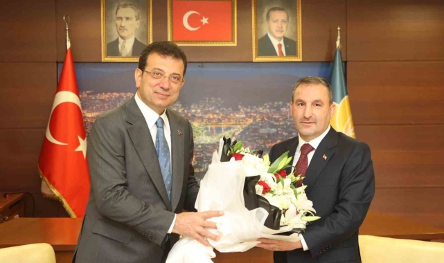 İBB Başkanı İmamoğlu, Sultanbeyli Belediye Başkanı Ali Tombaş'ı ziyaret etti