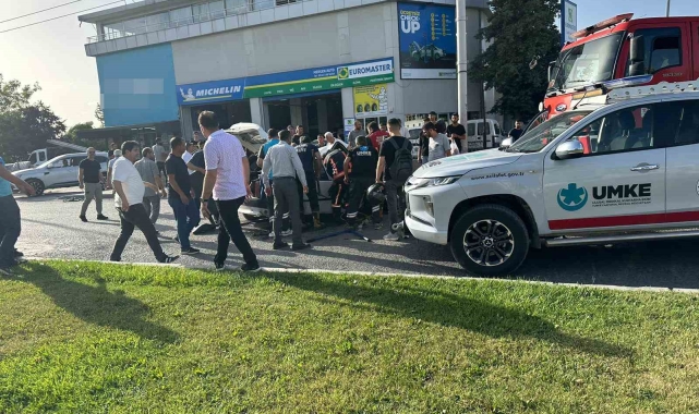 İki aracın karıştığı kazada: 2 yaralı