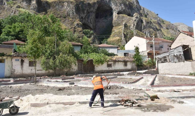 İnönü'de ikinci park yapımı devam ediyor