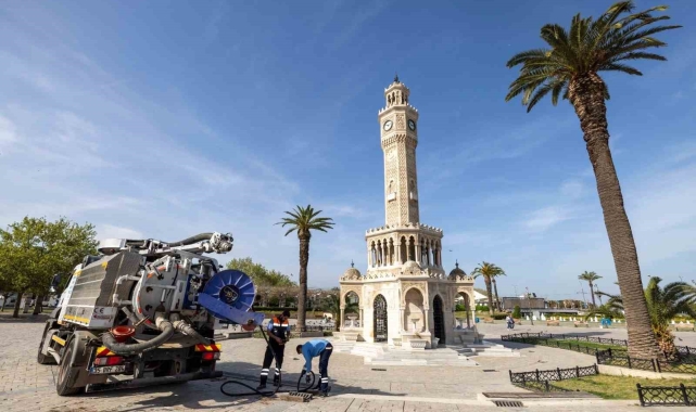 İzmir'in altyapı hatlarında temizlik seferberliği