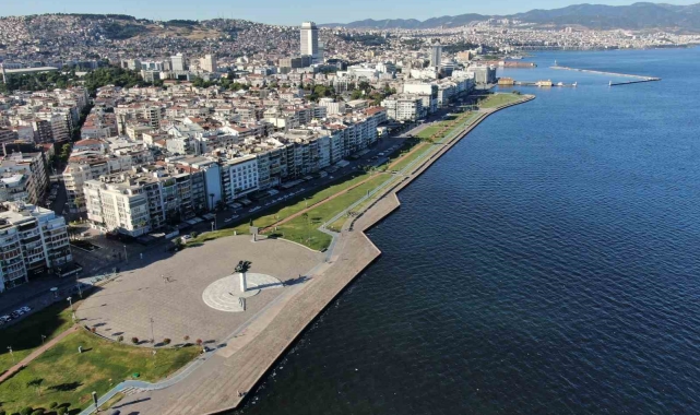 İzmir'in kalbi boş kaldı