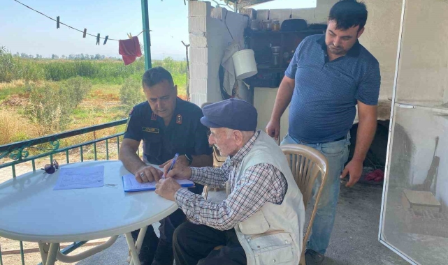 Jandarma ekiplerinden örnek hizmet
