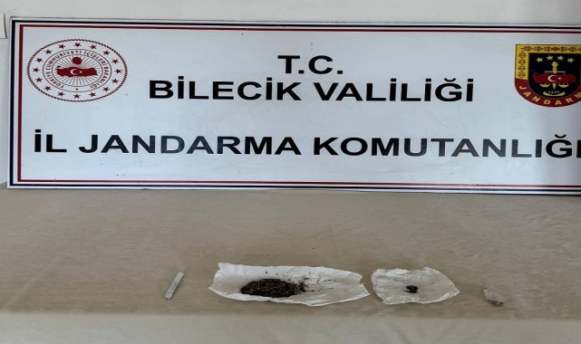 Jandarma tarafından durdurulan araçtan uyuşturucu madde çıktı