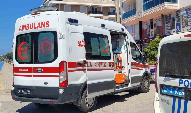 Kamyonet ile motosiklet çarpıştı: 1 yaralı