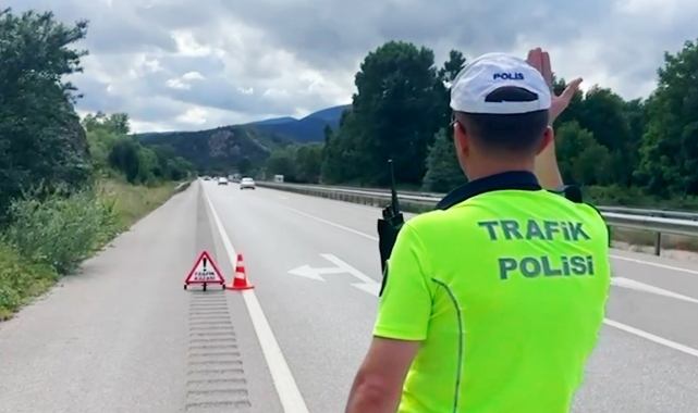 Karabük'te trafik ekipleri bayram tatilinde denetimlerini sürdürdü