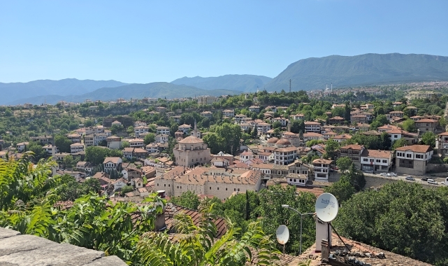 Karabük ve Sakarya'nın tatil beldelerinde bayram tatili yoğunluğu