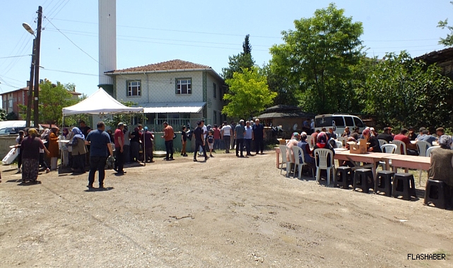 KARACAÖREN KÖYÜ&#039;NDE YAĞMUR DUASI GELENEĞİ YENİDEN BAŞLADI!