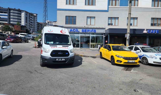 Karadeniz Ereğli'de otomobilin çarptığı yaya yaralandı