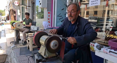 Karaman'da bayram öncesi bıçakçılara talep az