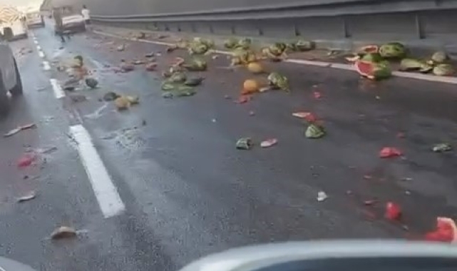 Karpuzlar yola döküldü, yol kayak pistine döndü