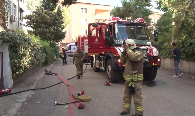 Kartal&#039;da bir dairede tüp patladı, 4 katlı apartman tahliye edildi