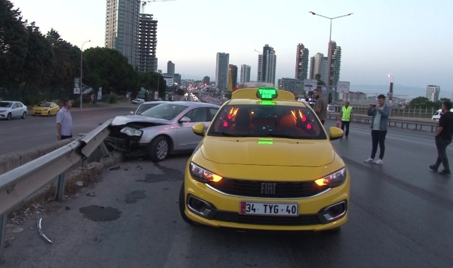 Kartal'da seyir halindeyken direksiyon başında uyuyan sürücü 2 araca çarptı: 2'si çocuk 7 yaralı